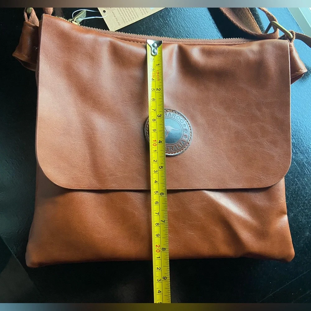 New “Outback Australian Shoulder Bag” Soft high-quality vegan/faux leather. - Picture 3 of 10
